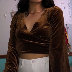 Cross Long sleeve Crop top